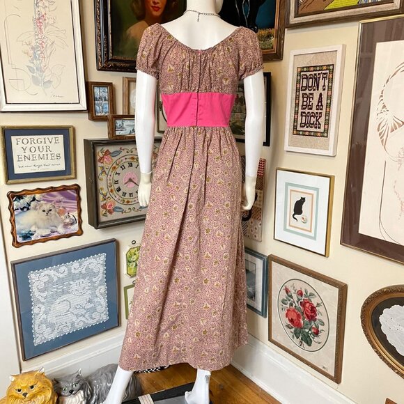 60s Vintage Pink and Black Floral Cotton Corset Waist Scoop Neck Peasant Dress - Picture 6 of 7